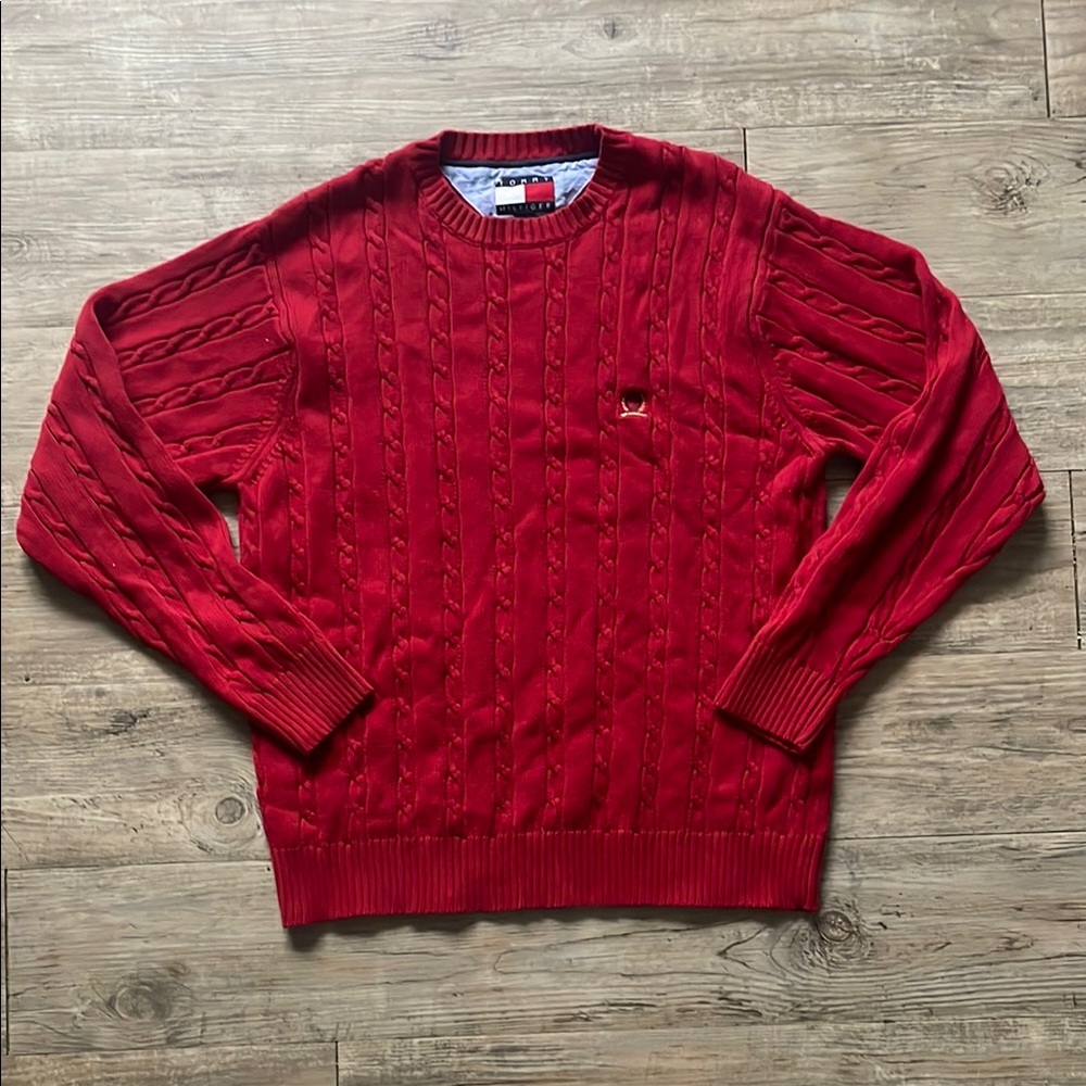 Tommy Hilfiger Men’s Medium (Women’s Large) Red Sweater